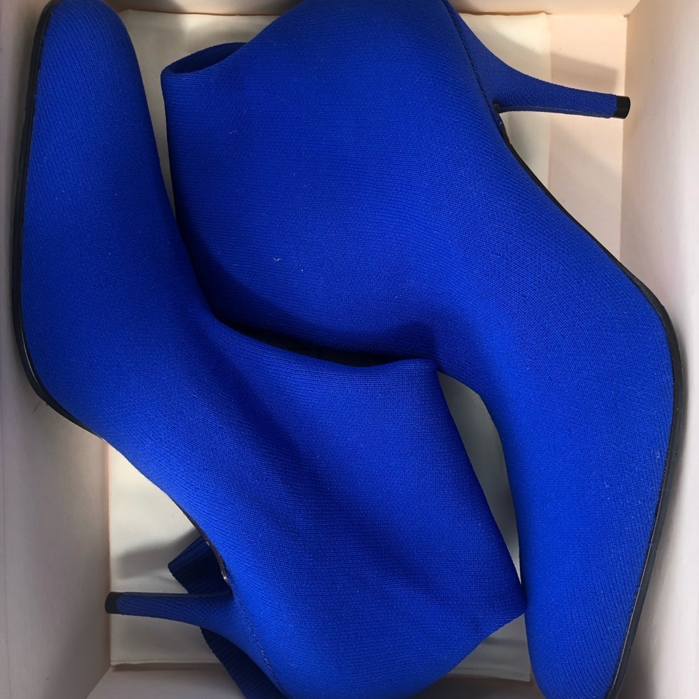 NWT Balenciaga 80mm Knife Sock Boots - Blue
